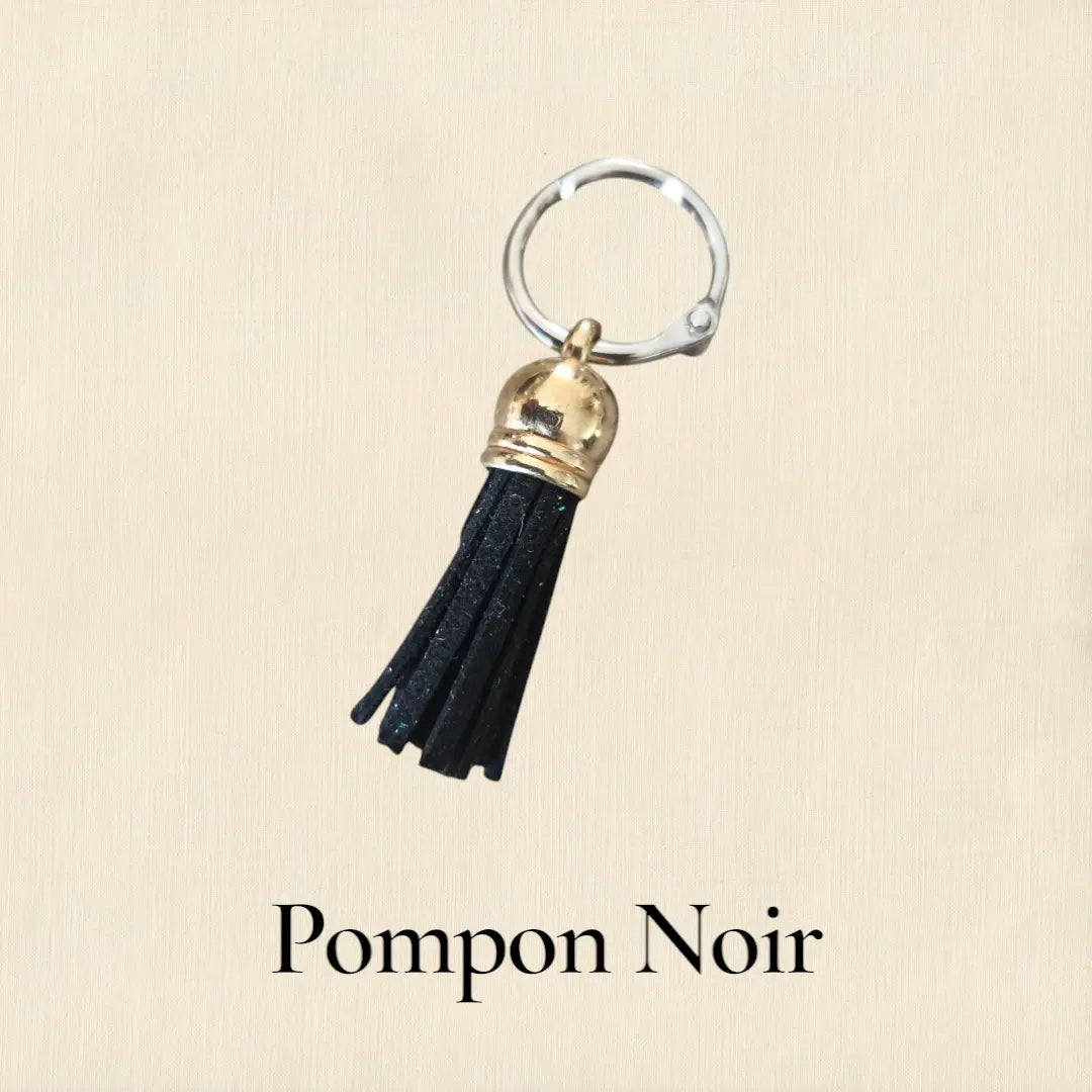 Pompon Noir Patte de luxe